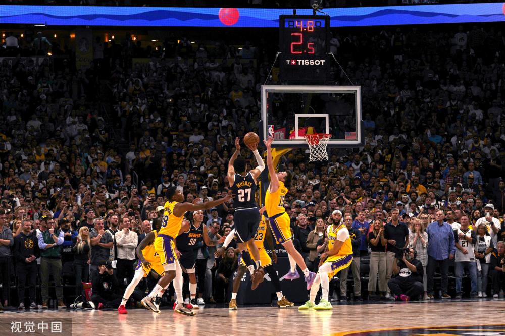 坚定的后防 坚定的后防