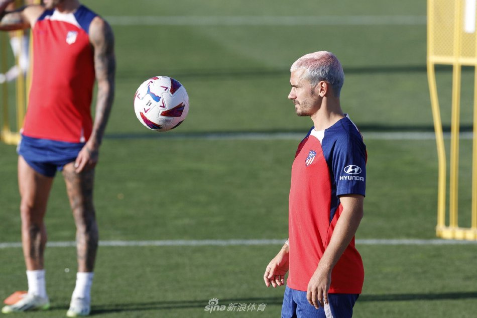 转会传闻不 转会传闻不