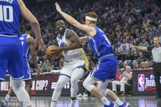 台上展现优 台上展现优