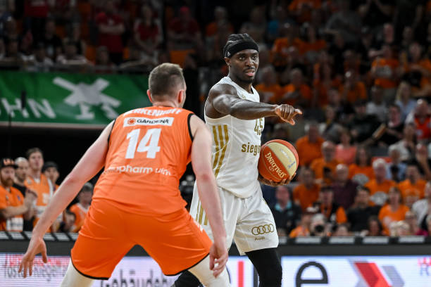 相比上赛季 相比上赛季