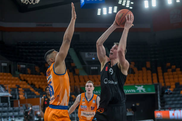 他在比赛中 他在比赛中