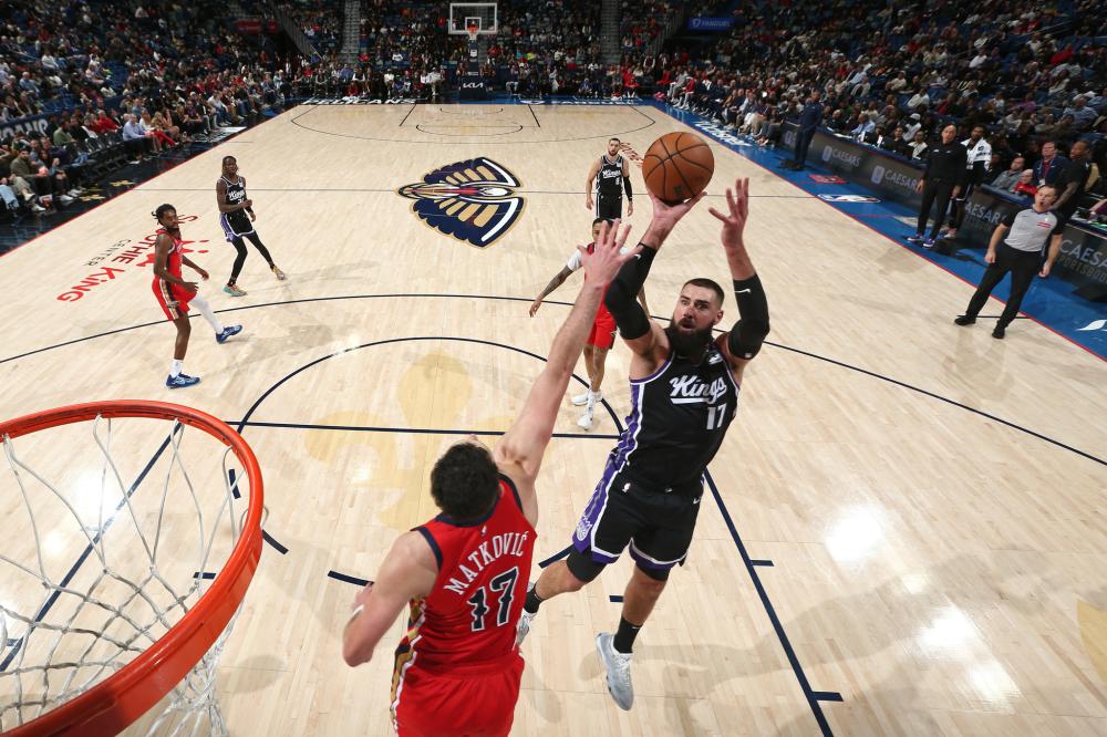 表现得异常 表现得异常